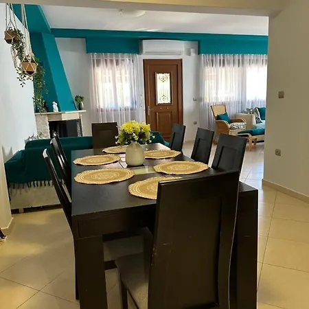 Paradise Family * Paradeísion