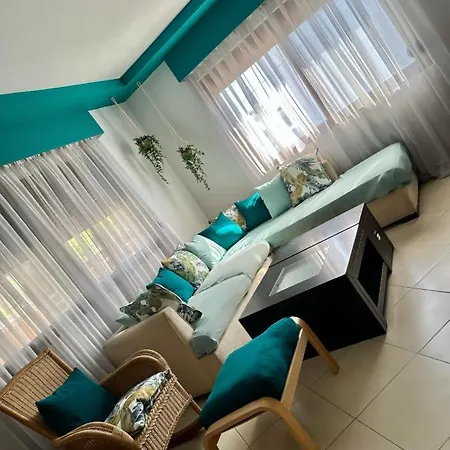 Paradise Family Апартаменты *